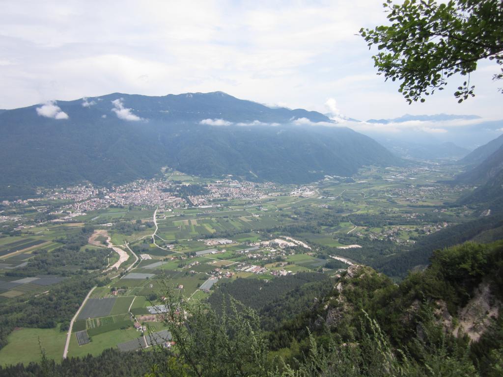 B&B Al Larice Strigno Bagian luar foto